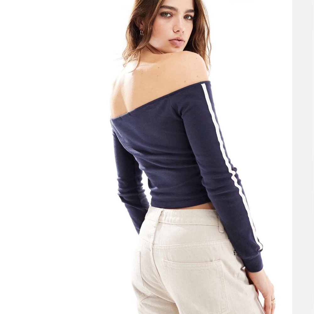 Pull&Bear Off The Shoulder Sporty Top